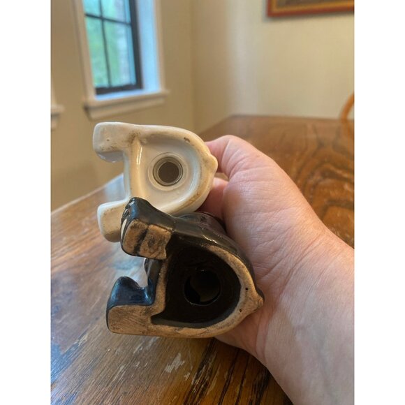 Vintage Bear Salt and Pepper Shakers Alaska White and Black Bears Ceramic - Picture 6 of 8